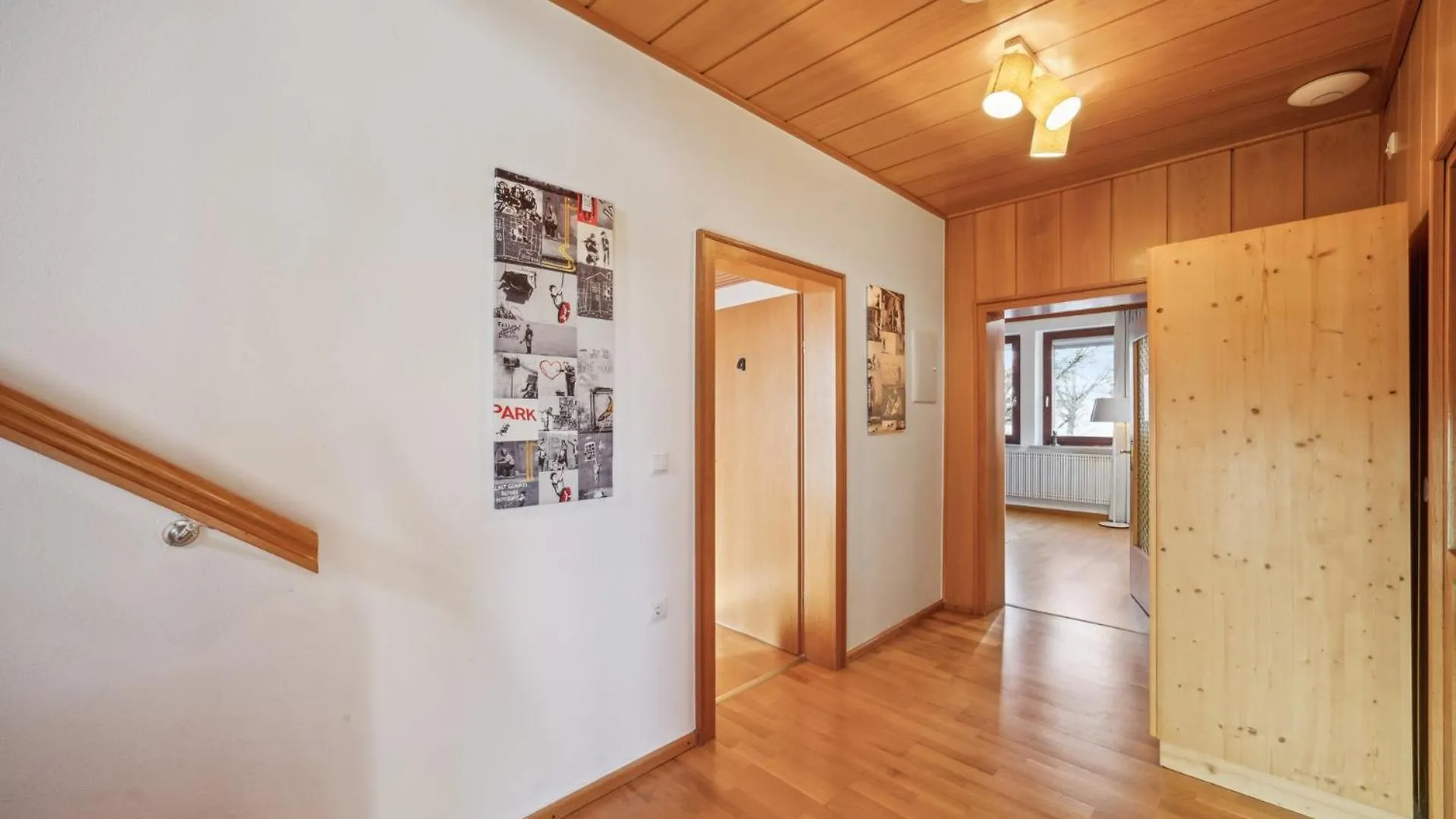 Sali Homes K39 Monte-Carlo -Spacious 6-Bedroom Apartment With Terrace And Garden Views In Bayreuth Ideal For Groups